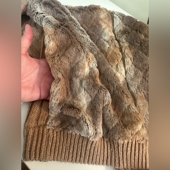 ELLA MOSS Vannah Cardigan Sweater Camel Tan Brown Faux Rabbit Fur Ribbed Knit - Picture 6 of 13